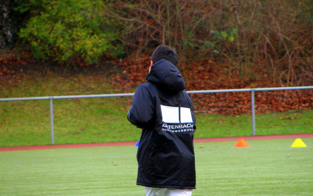 Wir lassen Sie nicht im Regen stehen - Jacken für die E-Jugend des SSV Hagen-Fussball e.V.